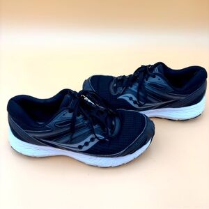 Saucony Cohesion 13 Grid S20560-1 Running Shoes Sneakers Men's Sz 9w Black Grey